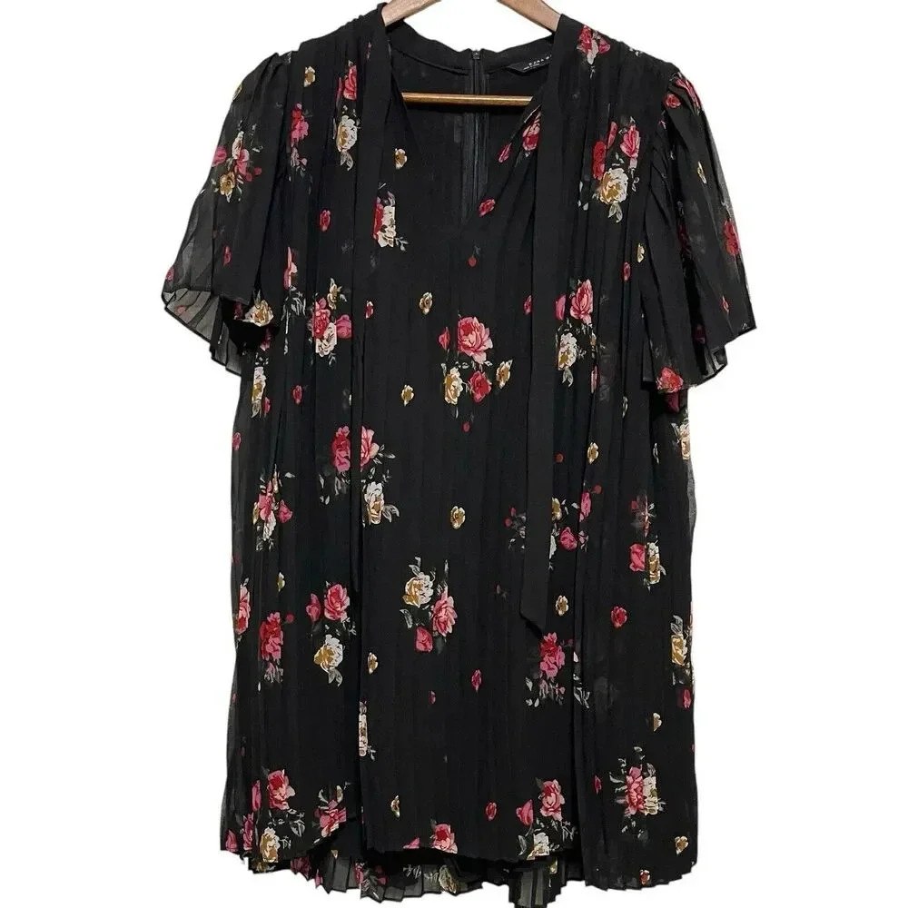 Zara Woman Floral Pleated Romper Womens Small Black Chiffon V-Neck Tie Front‎ S